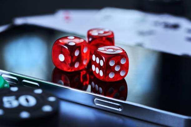 Betting controls and action buttons in Texas Poker on newplay88